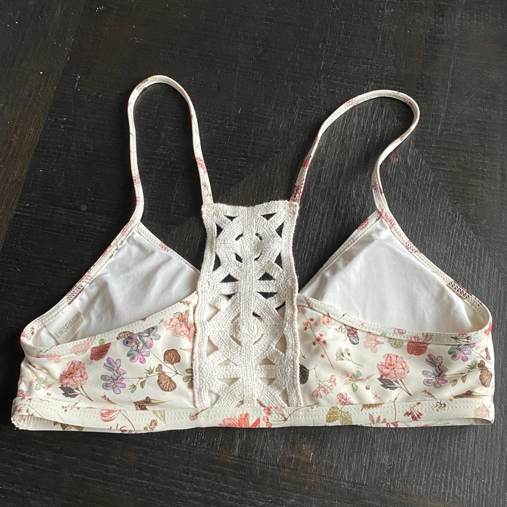 LSPACE | Floral Top - Picture 2 of 5